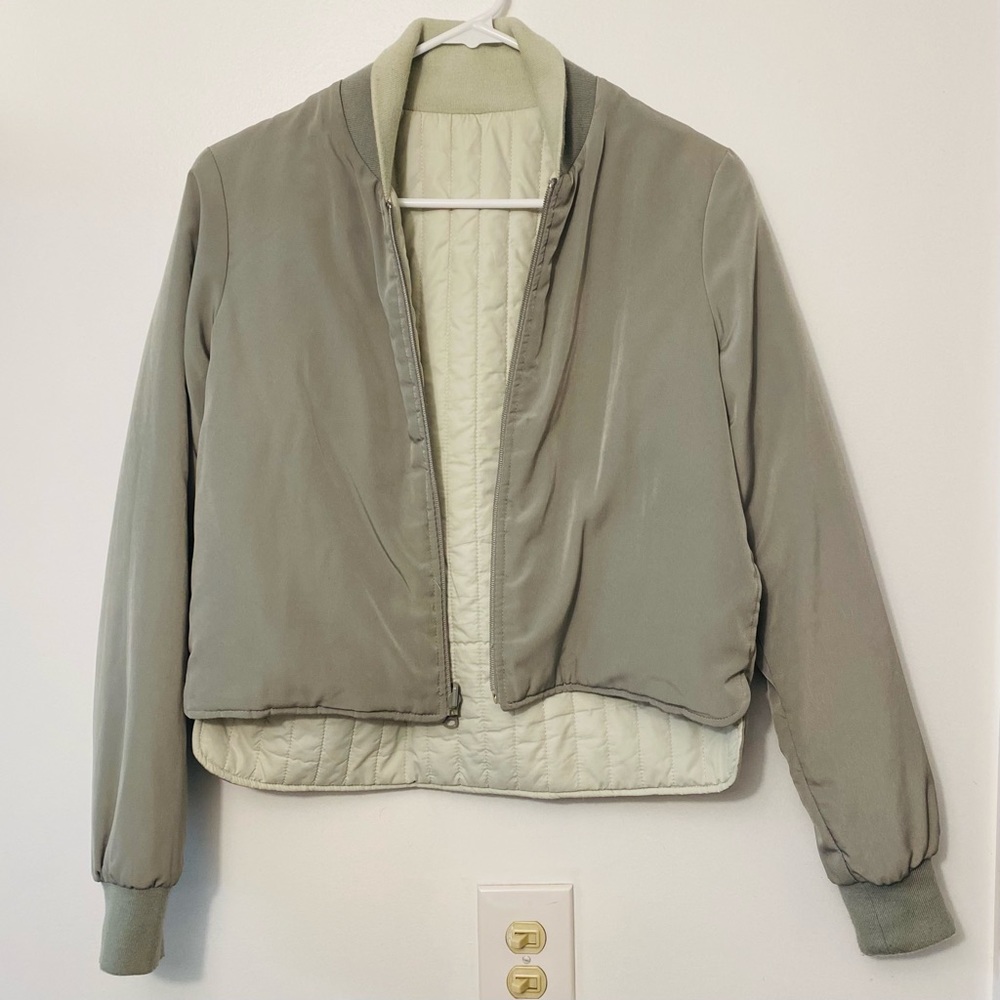Reversible Bomber